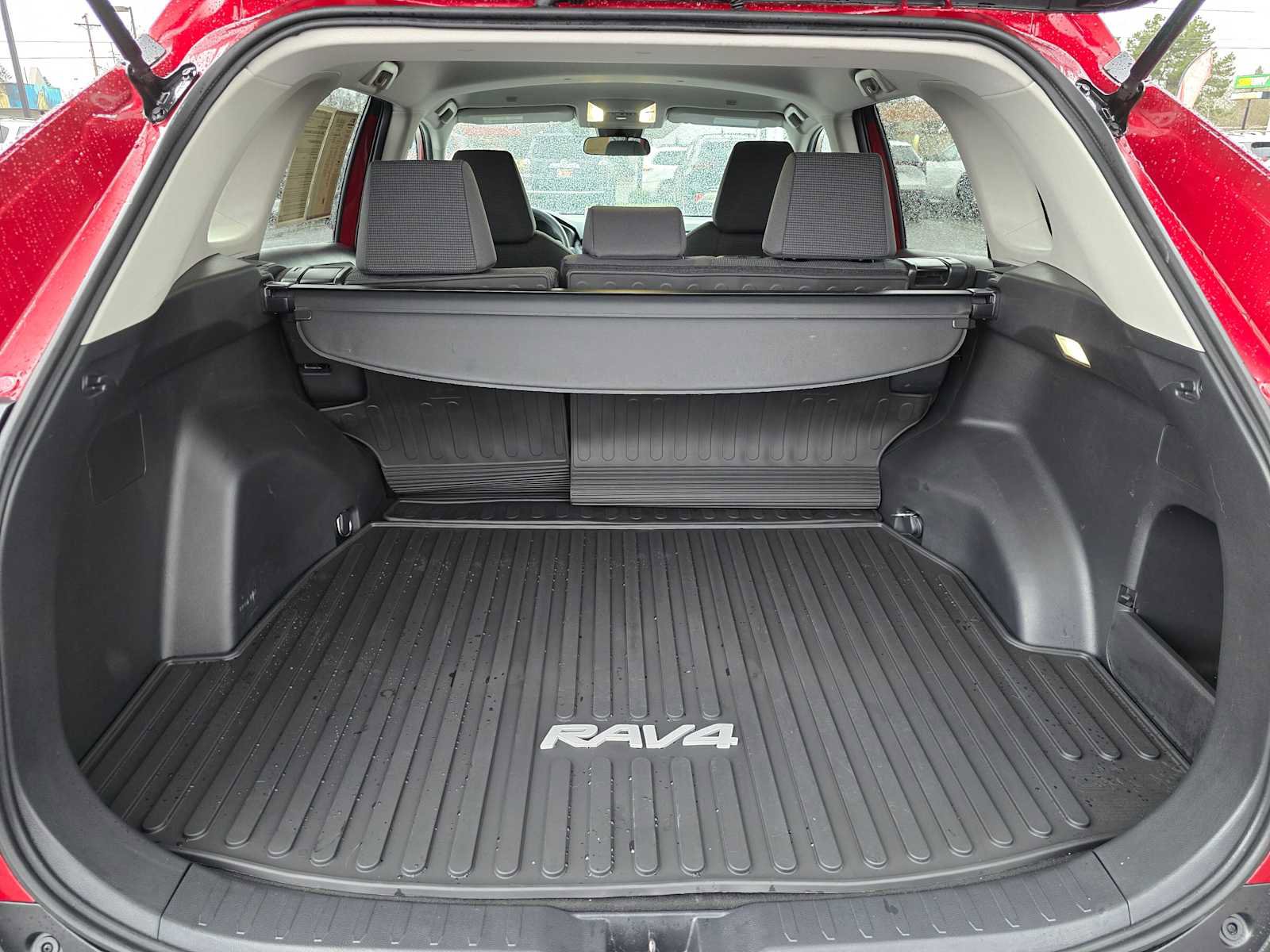 Certified 2025 Toyota RAV4 LE image 15