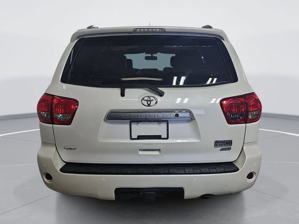 Used 2016 Toyota Sequoia Platinum AWD/4WD image 5