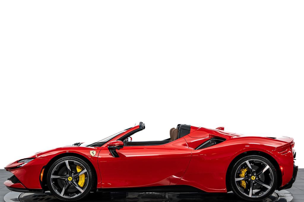 Used 2023 Ferrari SF90 Spider Base image 2
