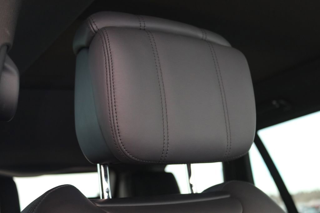 Used 2021 Land Rover Range Rover P525 Westminster Edition LWB image 41