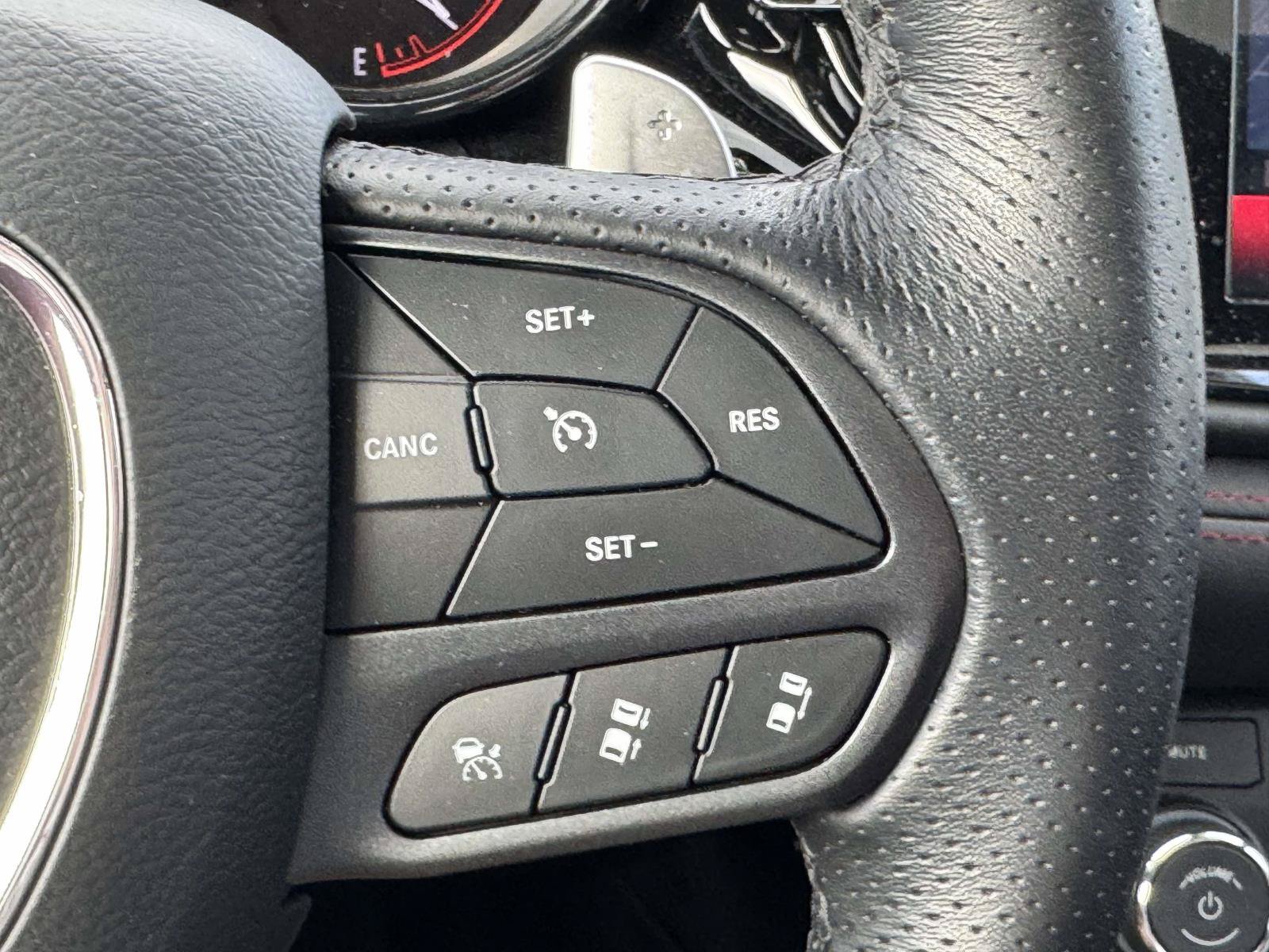 Used 2025 Dodge Durango R/T AWD/4WD image 22