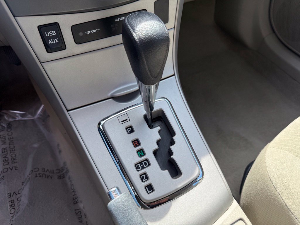 Used 2012 Toyota Corolla LE FWD image 28