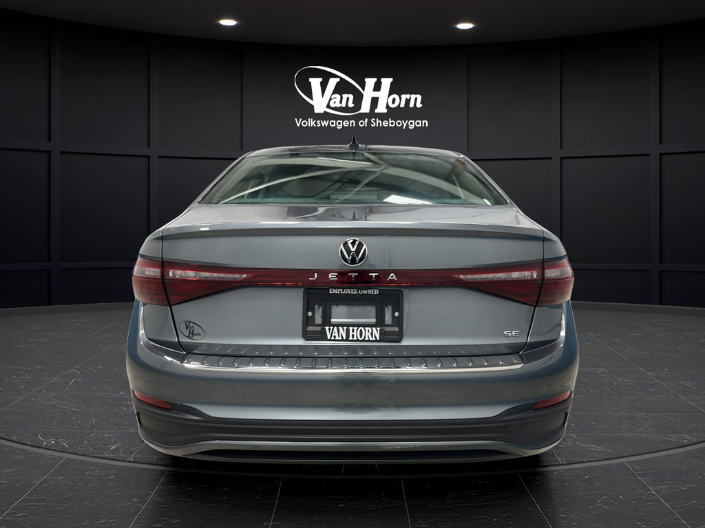 Used 2025 Volkswagen Jetta SE w/ Sunroof Package FWD image 6