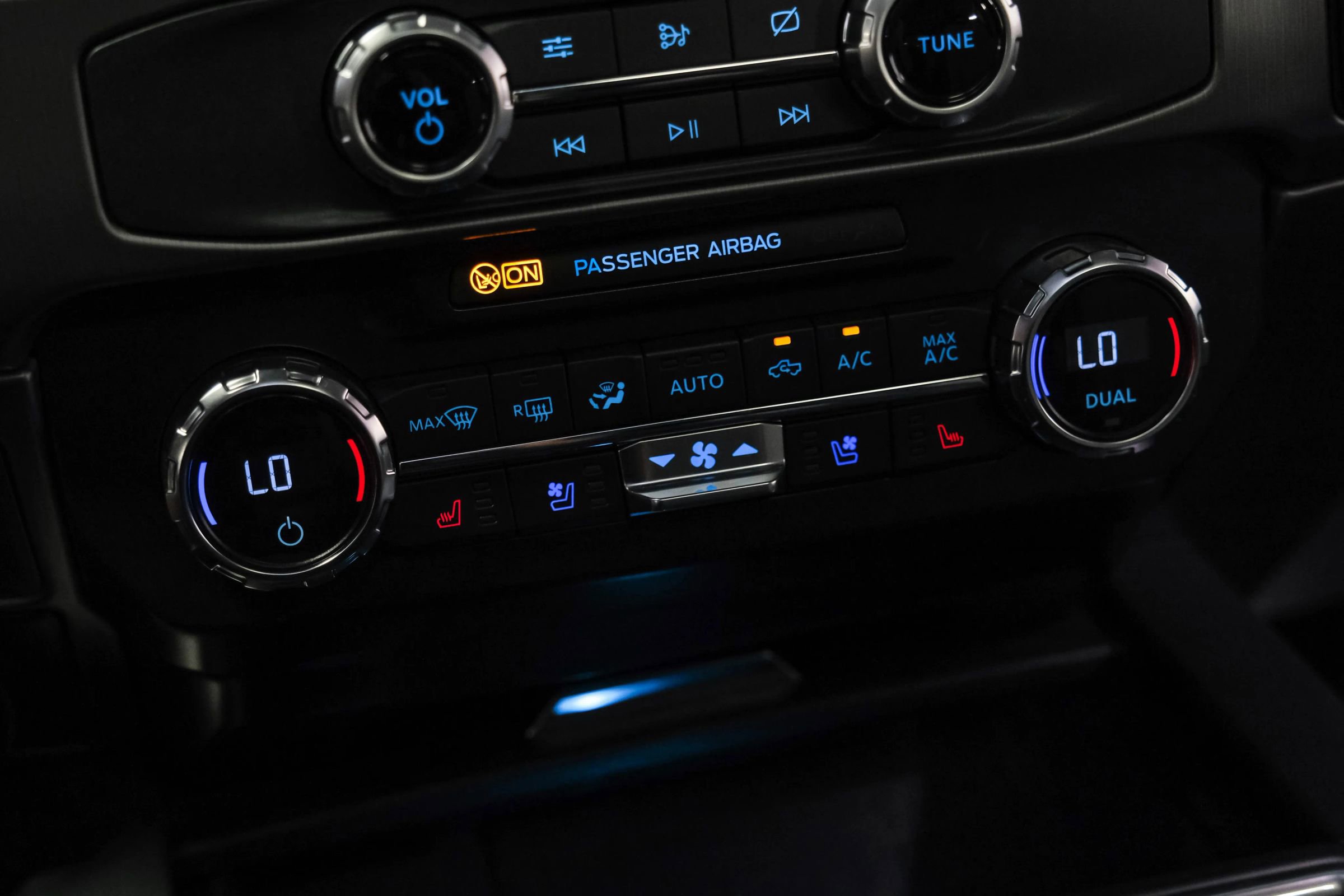 Used 2022 Ford F250 Limited image 25