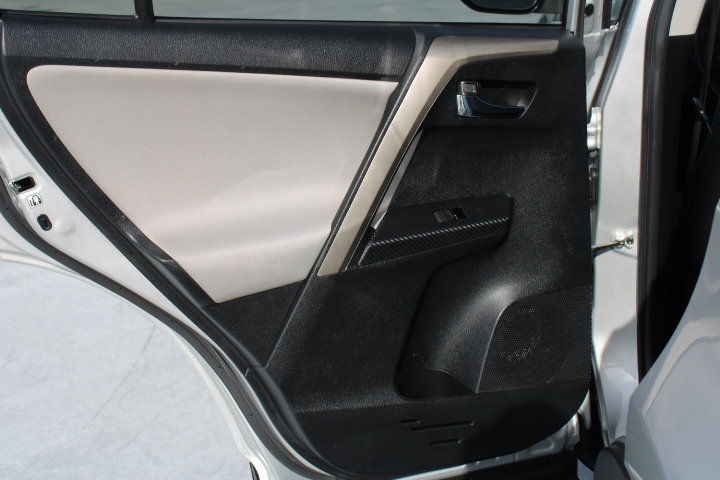 Used 2015 Toyota RAV4 XLE image 12