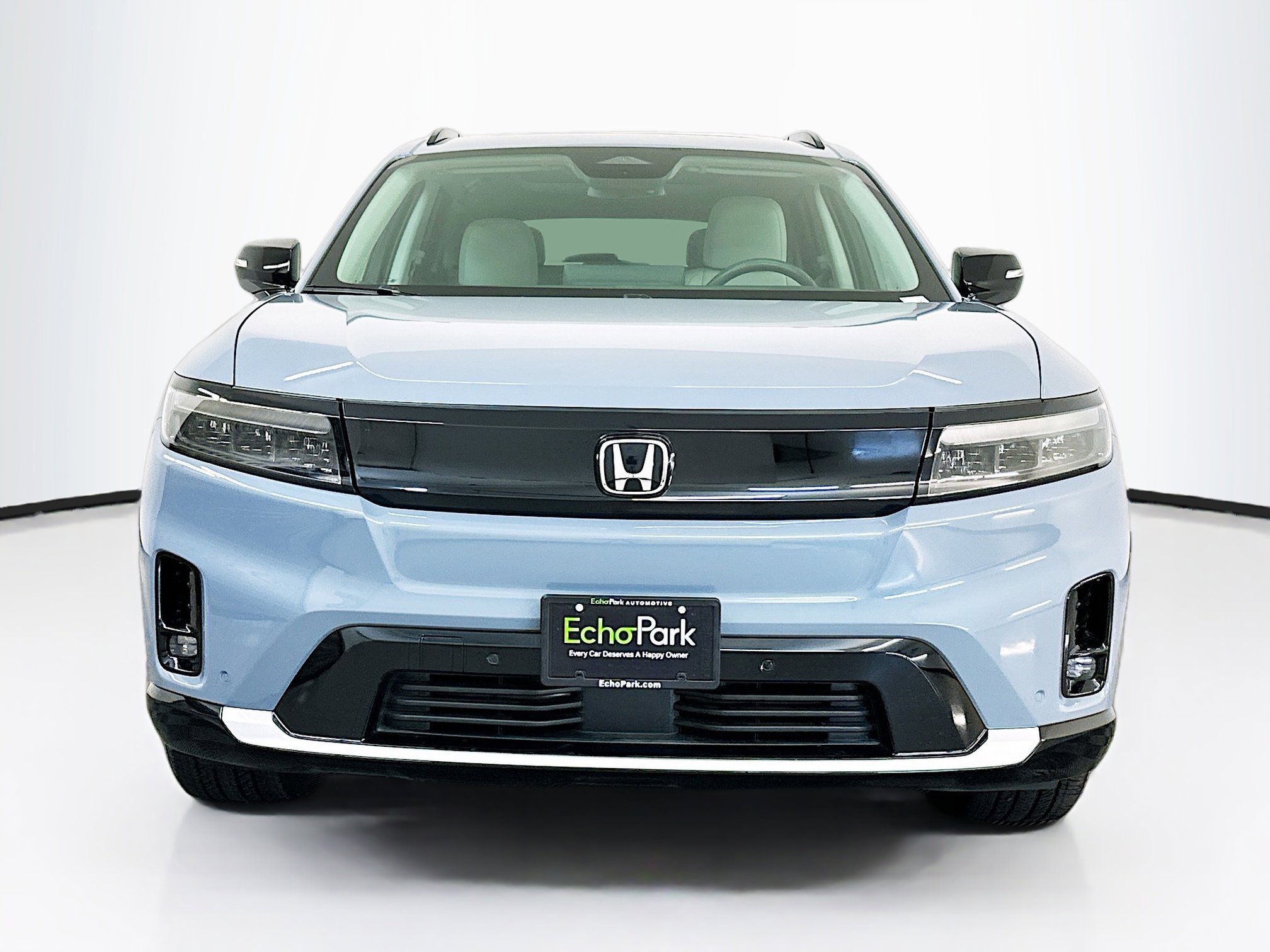 Used 2025 Honda Prologue Touring image 2