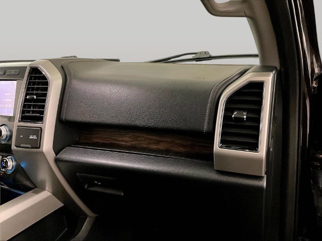 Used 2020 Ford F150 Lariat w/ Equipment Group 502A Luxury AWD/4WD image 15