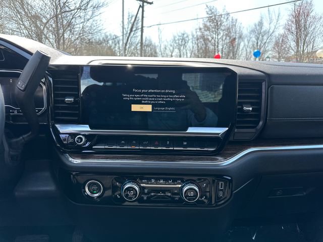 Used 2024 GMC Sierra 1500 SLE image 22