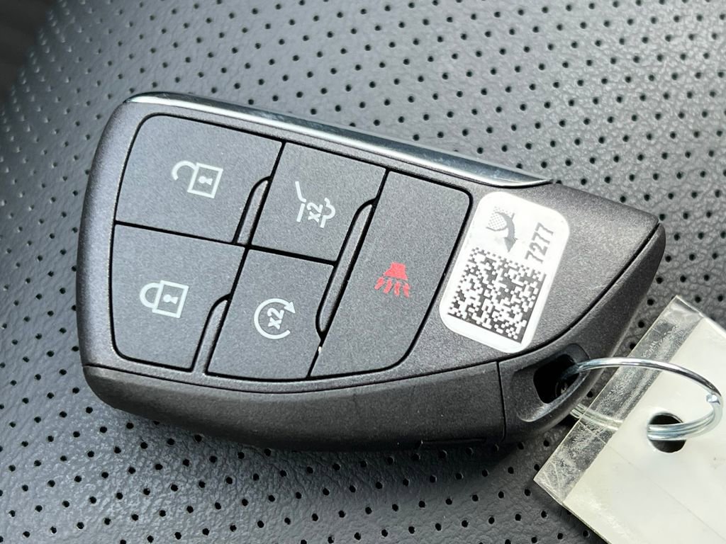 New 2026 Buick Enclave Avenir w/ LPO, Floor Liner Package image 32