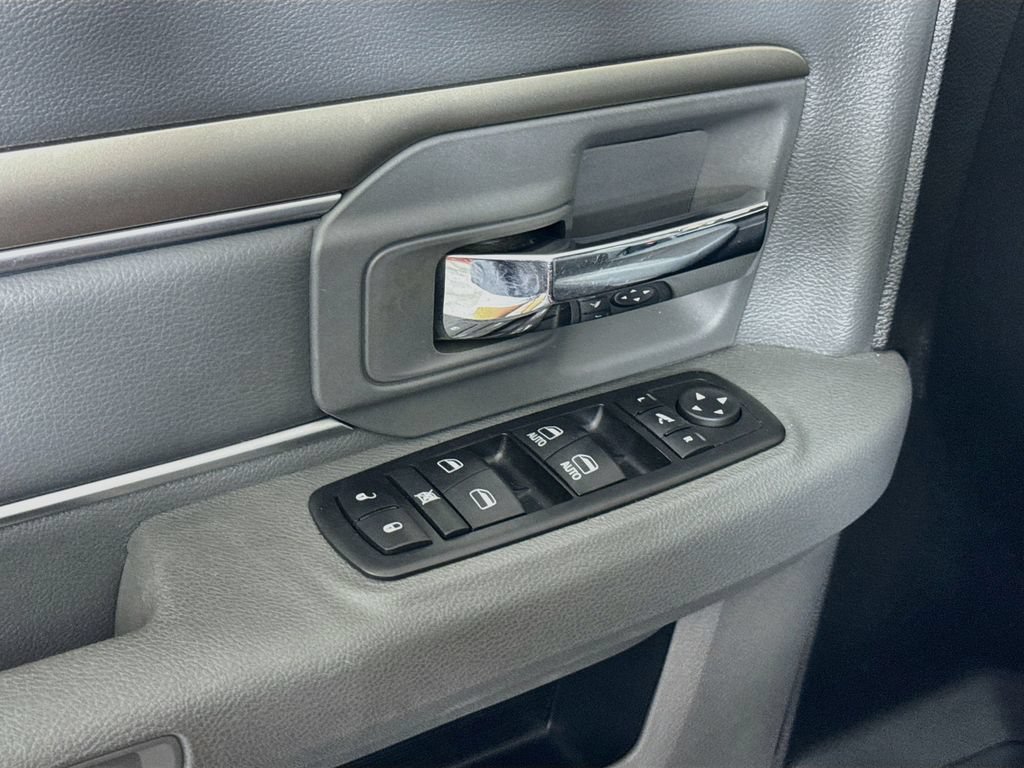 Used 2018 RAM 1500 Big Horn AWD/4WD image 18