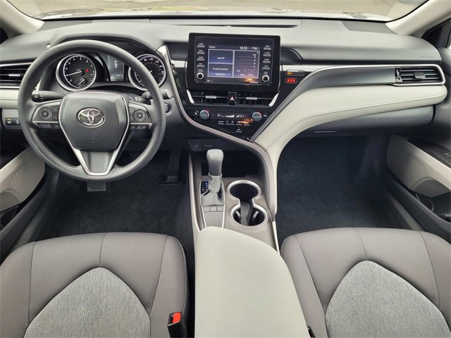 Used 2024 Toyota Camry LE image 9
