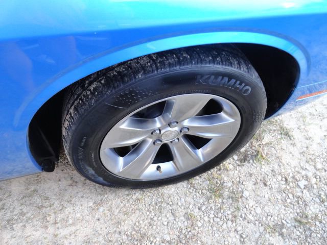 Used 2019 Dodge Challenger SXT image 22