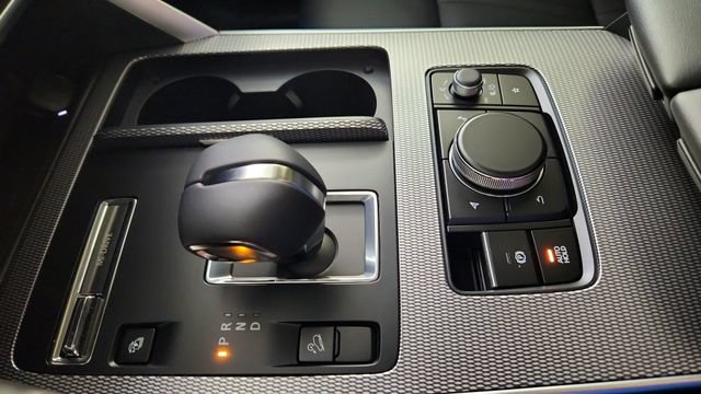 New 2026 MAZDA CX-90 Plug-In Hybrid w/Premium Sport AWD/4WD image 17