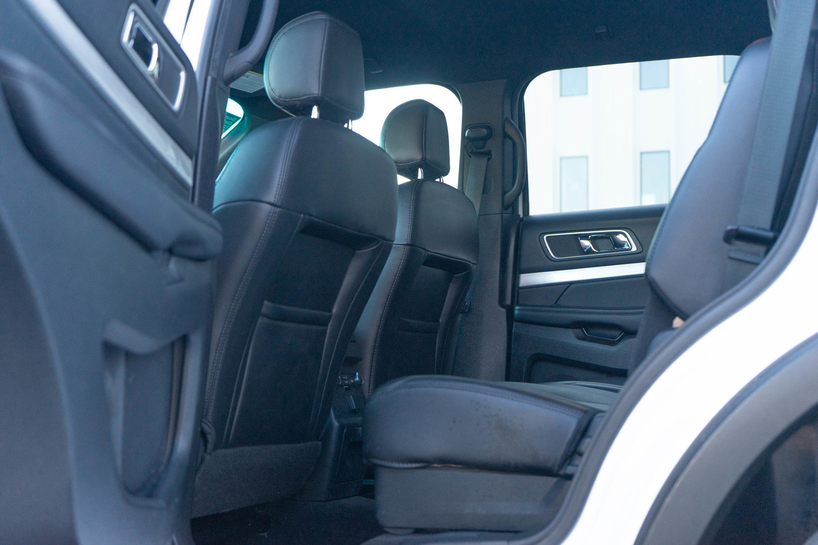 Used 2017 Ford Explorer XLT w/ Equipment Group 202A image 25