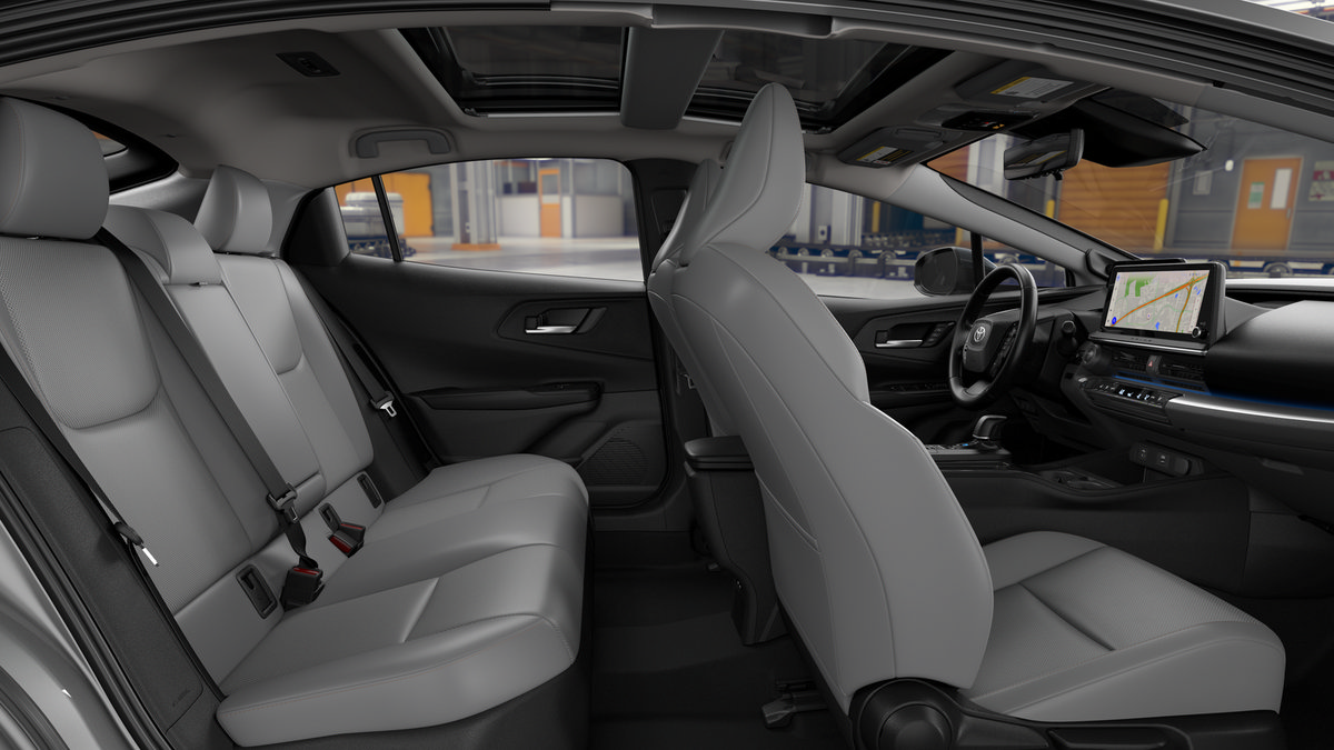 New 2027 Toyota Prius Limited w/ Limited Premium Package AWD/4WD image 2