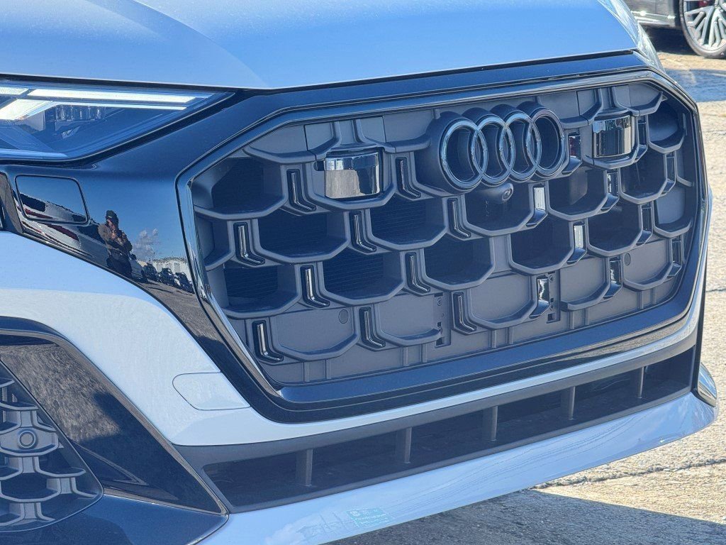 New 2026 Audi Q8 Premium Plus image 2