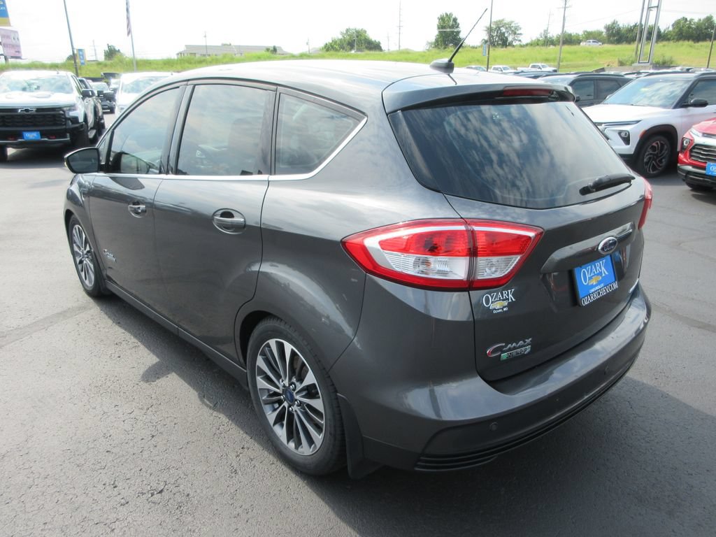 Used 2017 Ford C-MAX Energi Titanium w/ Equipment Group 501A FWD image 3
