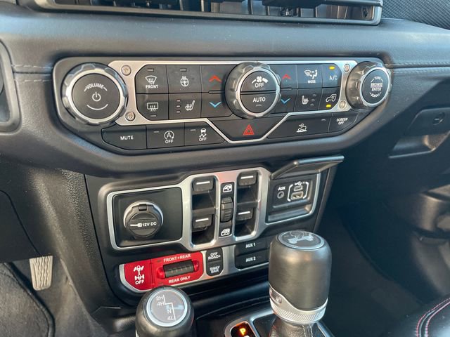 Used 2025 Jeep Wrangler Unlimited Rubicon w/ Steel Bumper Group image 34