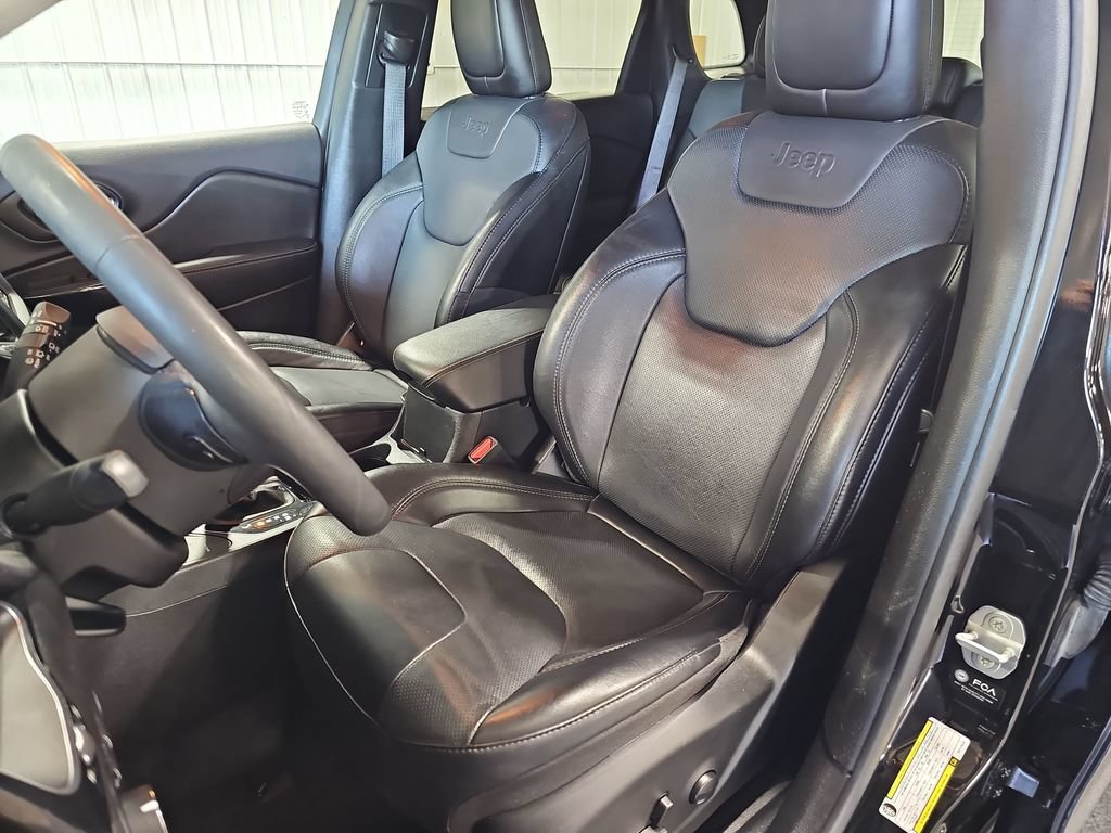 Used 2023 Jeep Cherokee Altitude Lux AWD/4WD image 14