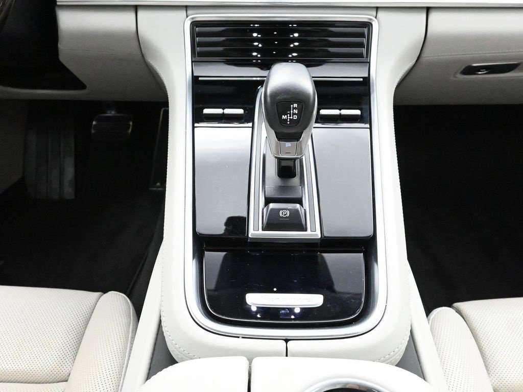 Certified 2020 Porsche Panamera GTS image 12