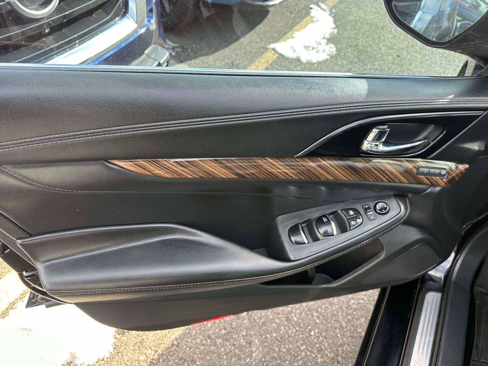 Used 2017 Nissan Maxima Platinum image 15