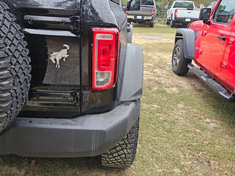 Certified 2021 Ford Bronco 4-Door w/ Sasquatch Package image 9