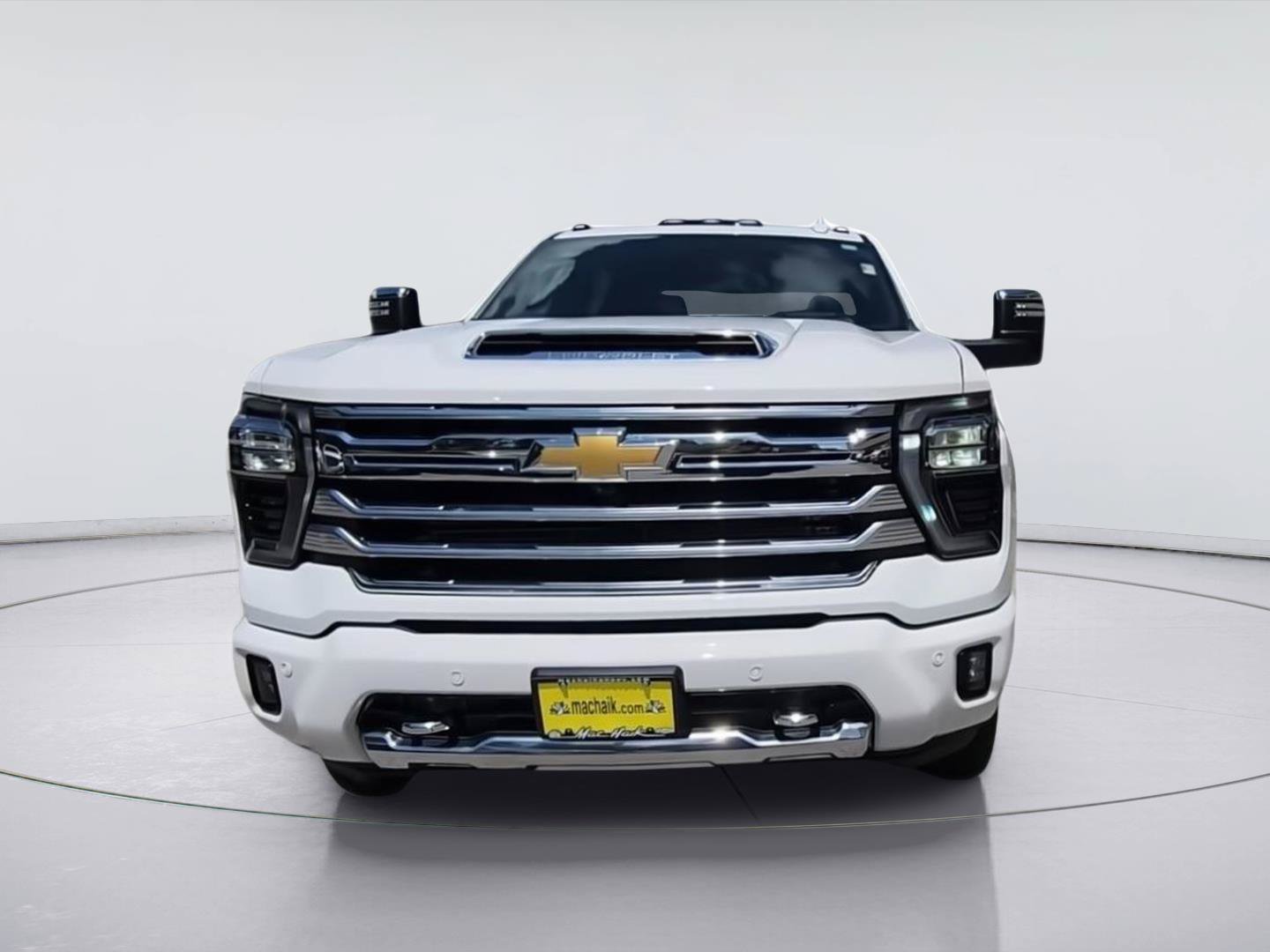 Used 2025 Chevrolet Silverado 2500 High Country w/ Technology Package AWD/4WD image 3