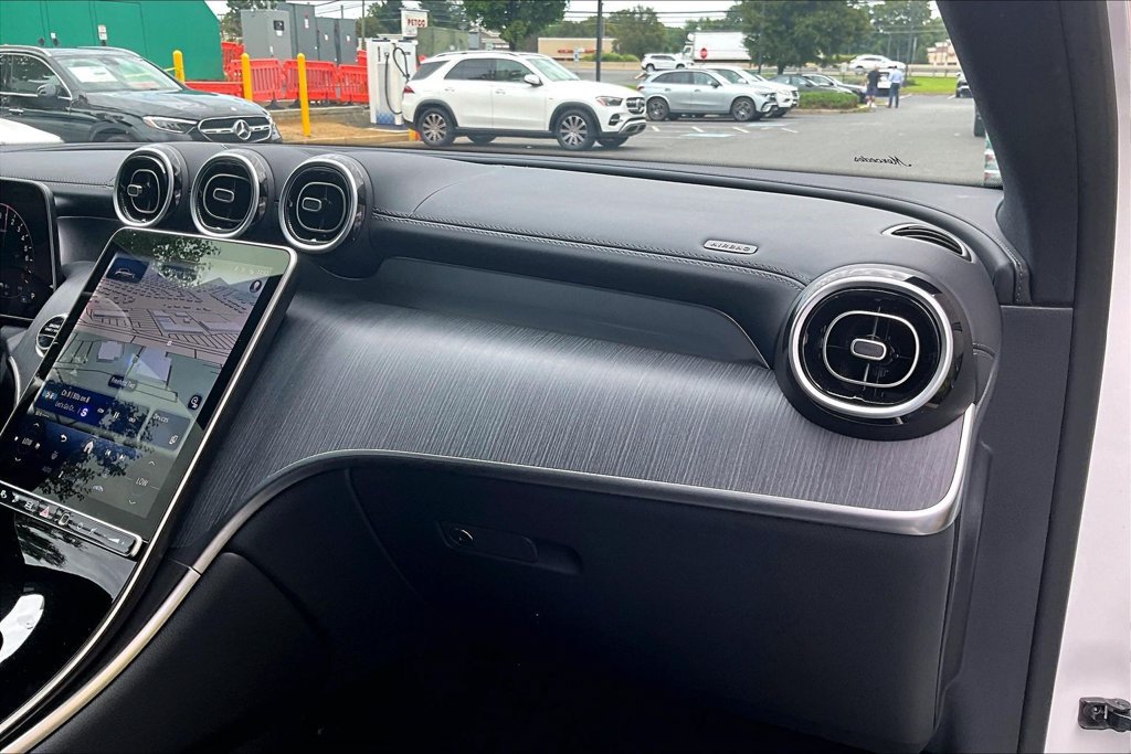 Certified 2025 Mercedes-Benz GLC 350e 4MATIC image 16