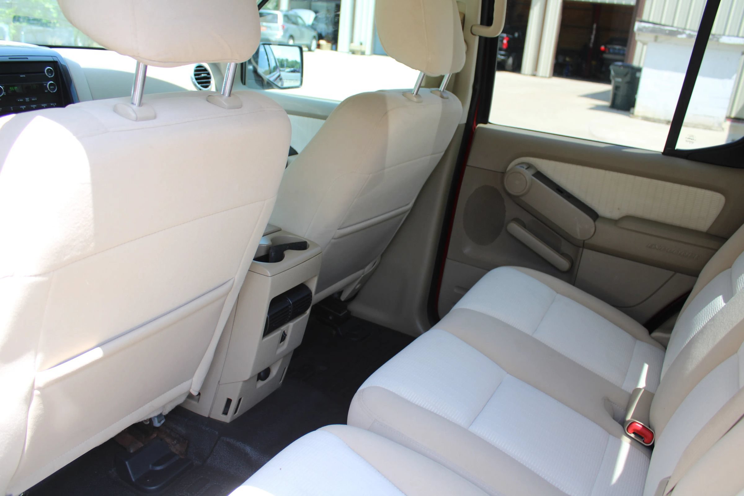 Used 2010 Ford Explorer Sport Trac XLT RWD image 19