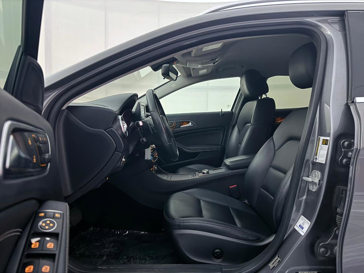 Used 2015 Mercedes-Benz GLA 250 4MATIC image 18