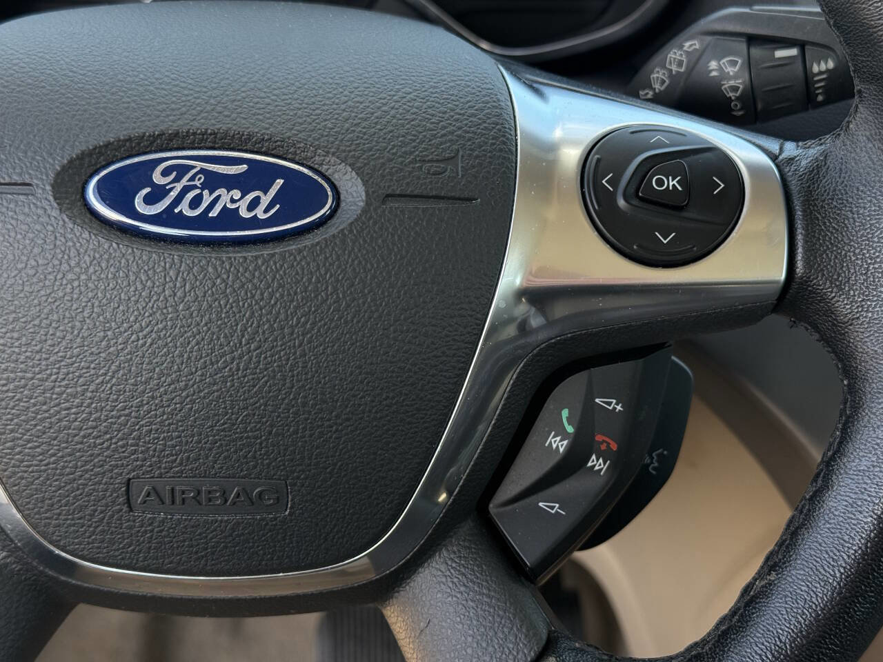 Used 2015 Ford C-MAX SE image 14