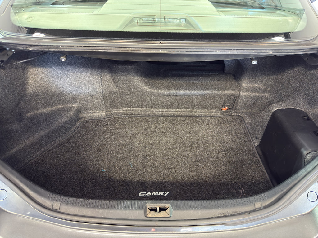 Used 2010 Toyota Camry Hybrid image 30