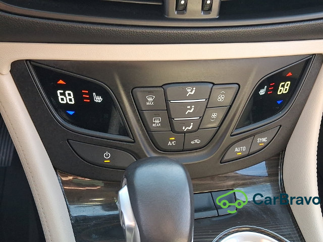 Certified 2020 Buick Envision Preferred AWD/4WD image 16