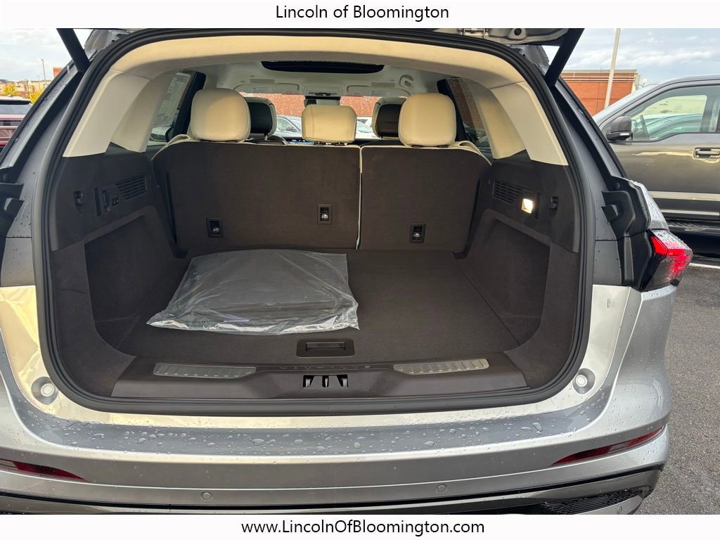 New 2026 Lincoln Nautilus Black Label w/ Jet Appearance Package image 25