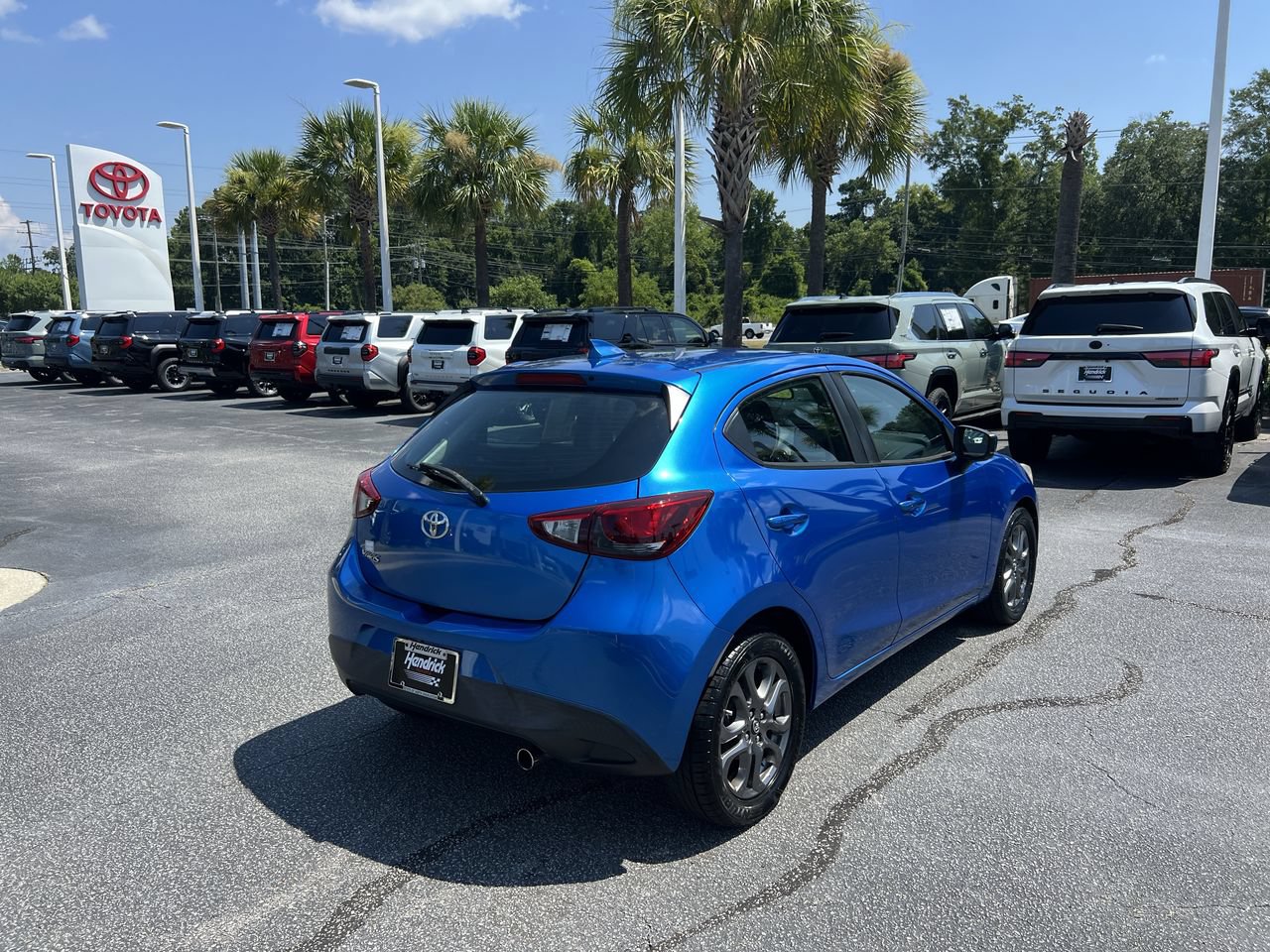 Used 2020 Toyota Yaris LE FWD image 10