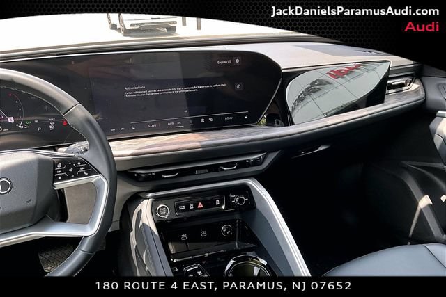 Used 2025 Audi Q5 Premium w/ Convenience Package AWD/4WD image 6