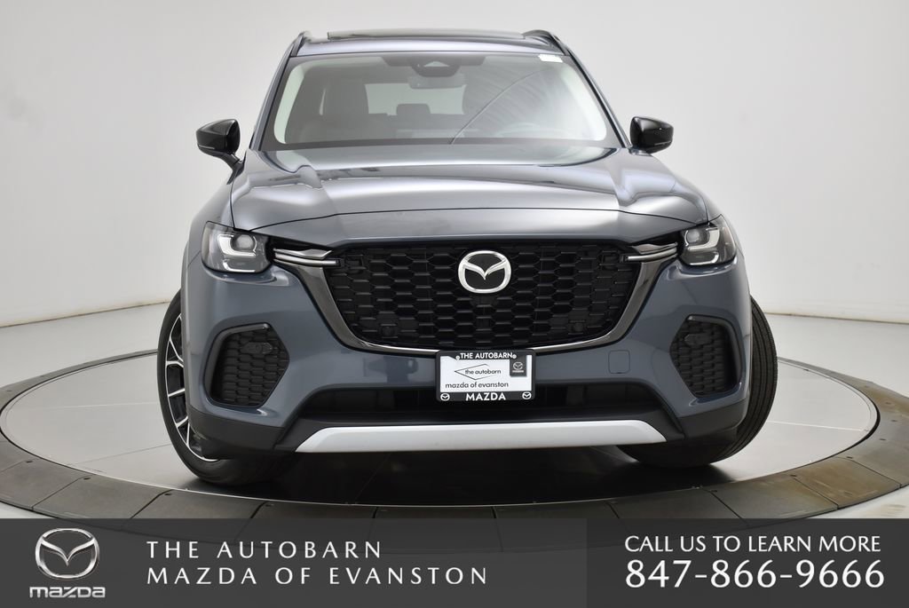 Certified 2025 MAZDA CX-70 Plug-In Hybrid w/ Premium Pkg AWD/4WD image 4