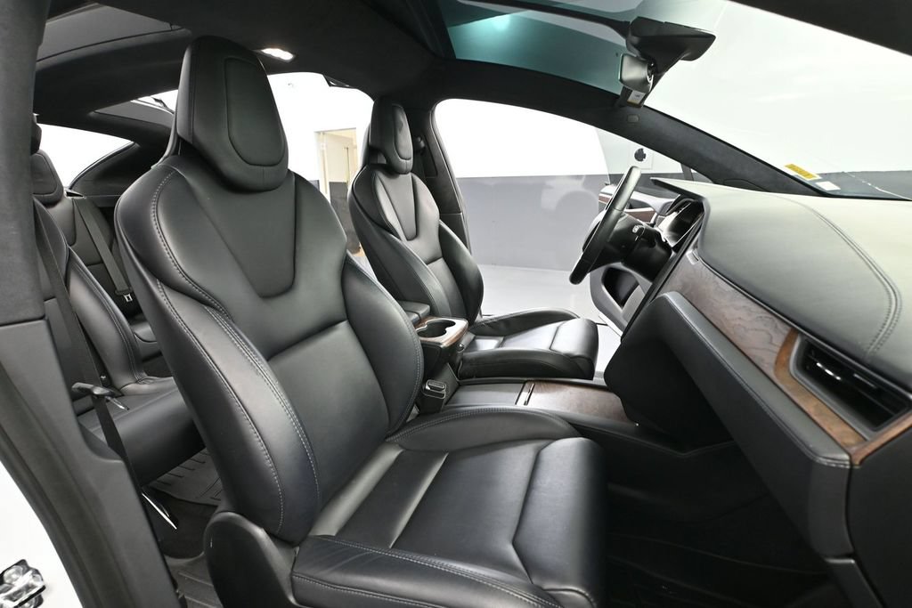 Used 2018 Tesla Model X 100D AWD/4WD image 37