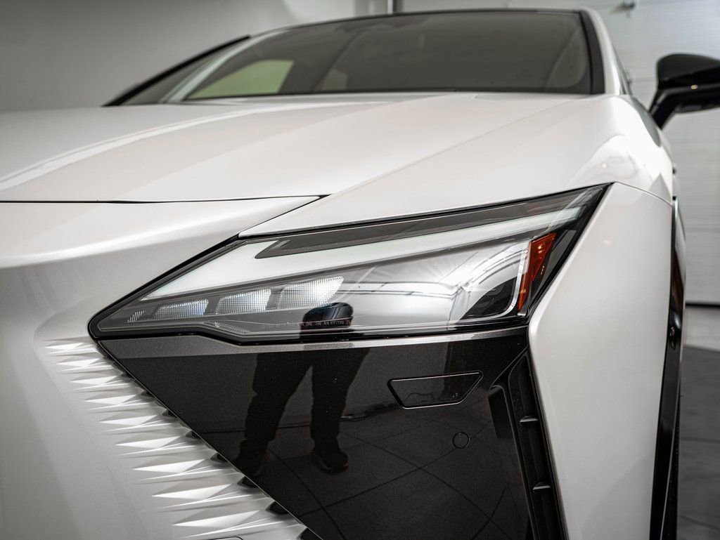 Certified 2023 Lexus RZ 450e Premium w/ Technology Package AWD/4WD image 14