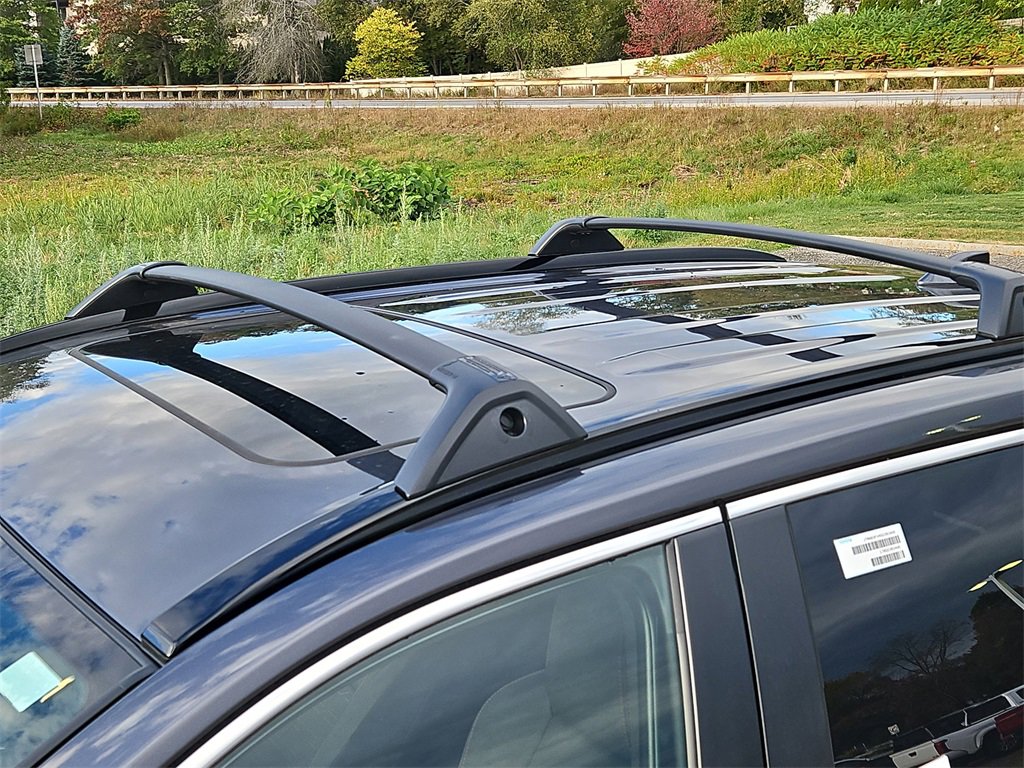 New 2025 Toyota RAV4 SE image 7