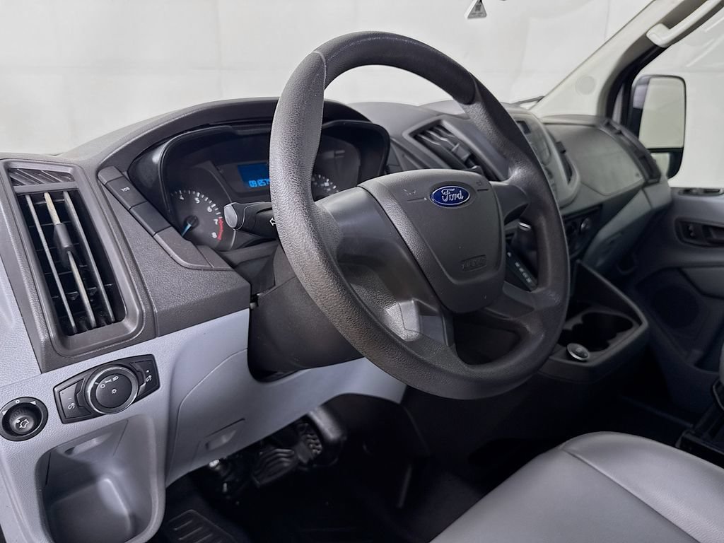 Used 2018 Ford Transit 150 XL RWD image 9