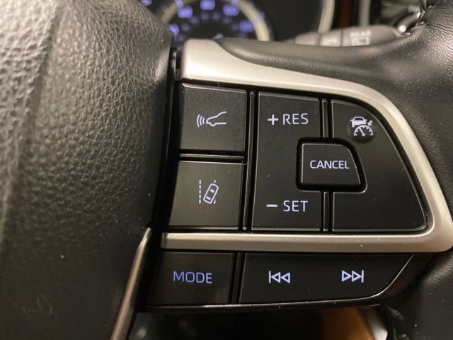 Certified 2022 Toyota Highlander Platinum image 22