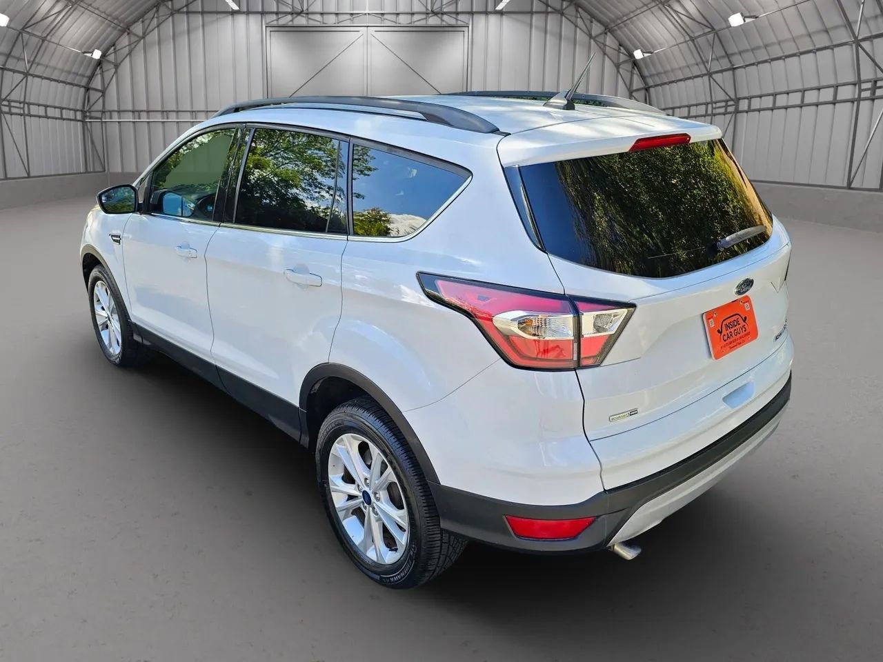 Used 2018 Ford Escape SE w/ SE Sync 3 Package image 6