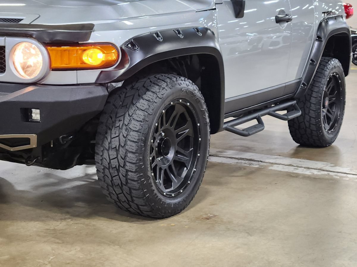 Used 2008 Toyota FJ Cruiser 4WD image 17