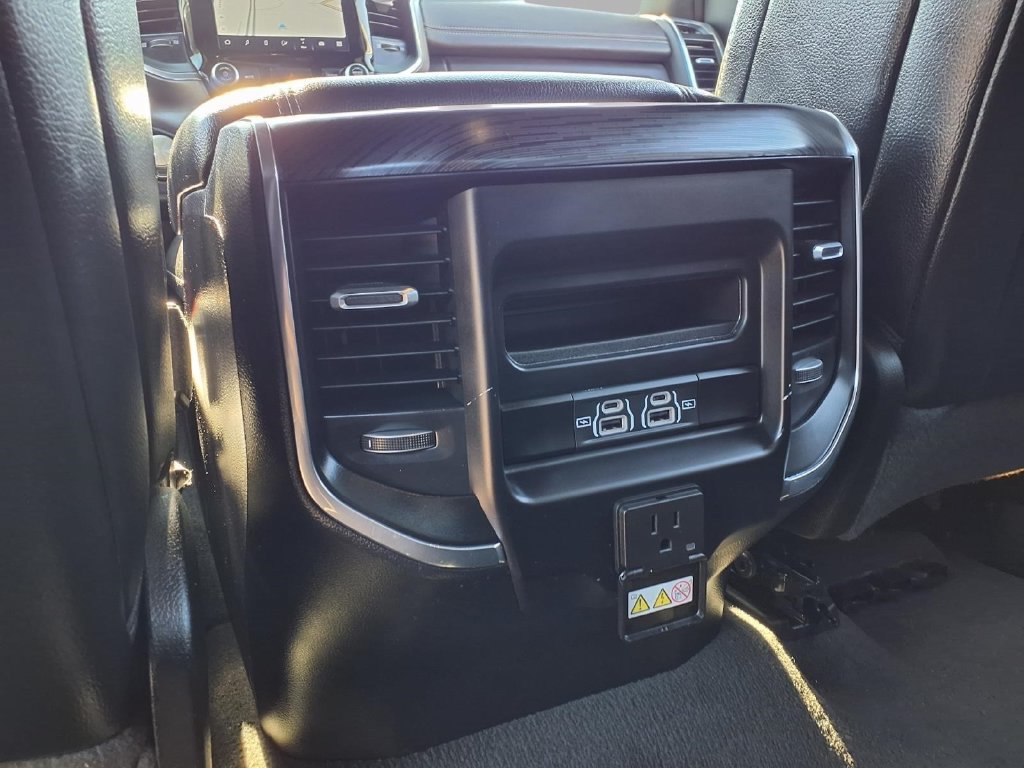 Used 2024 RAM 1500 Laramie RWD image 22