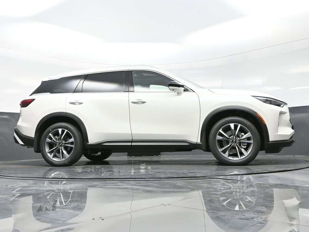 Used 2025 INFINITI QX60 Luxe w/ Vision Package image 33