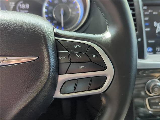 Used 2018 Chrysler 300 Touring w/ Sport Appearance Package RWD image 15