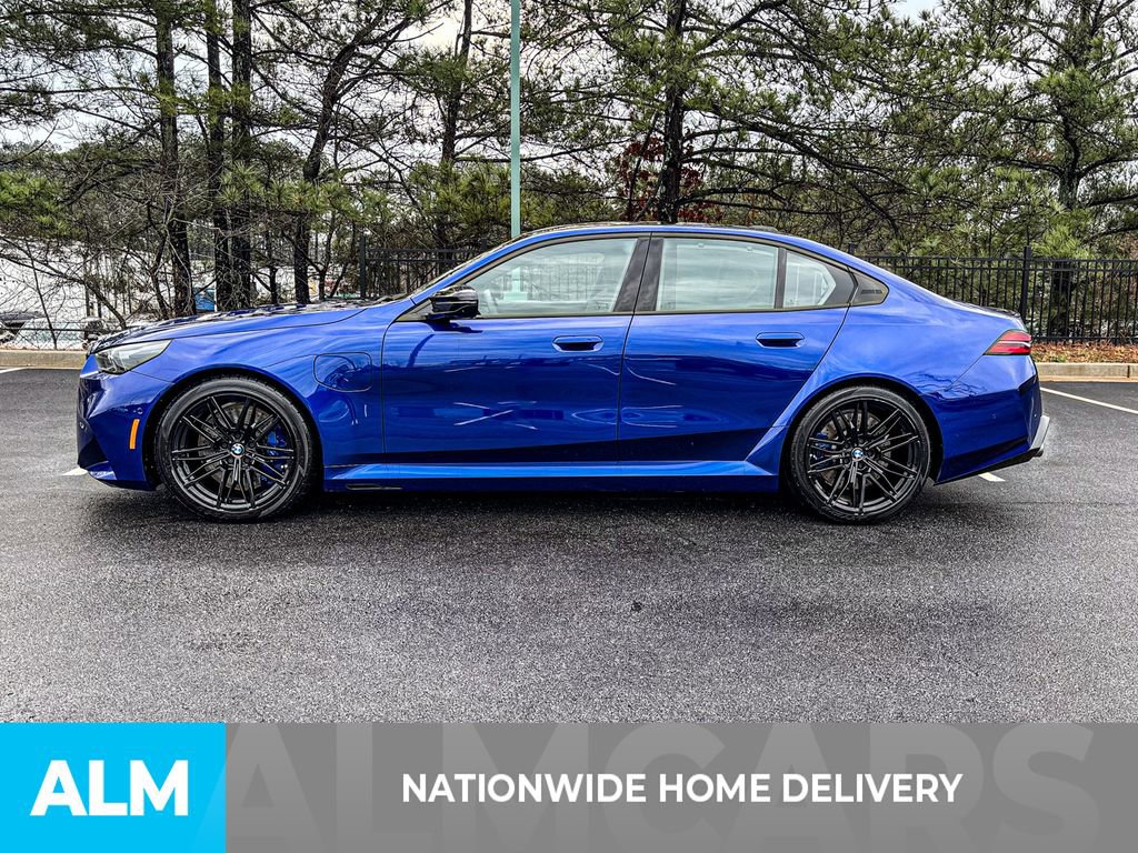 Used 2026 BMW M5 w/ Executive Package image 4