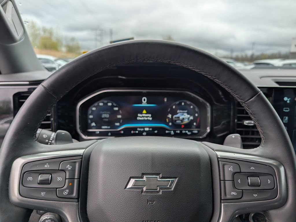 Used 2023 Chevrolet Silverado 1500 LT Trail Boss AWD/4WD image 11