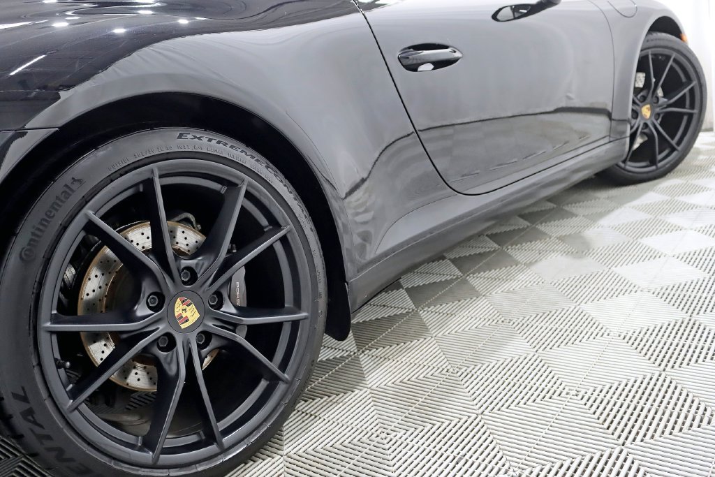 Used 2019 Porsche 911 Carrera RWD image 11